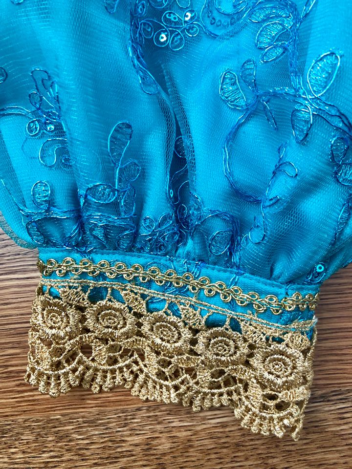 Jasmine (GIRL'S SIZE 10)