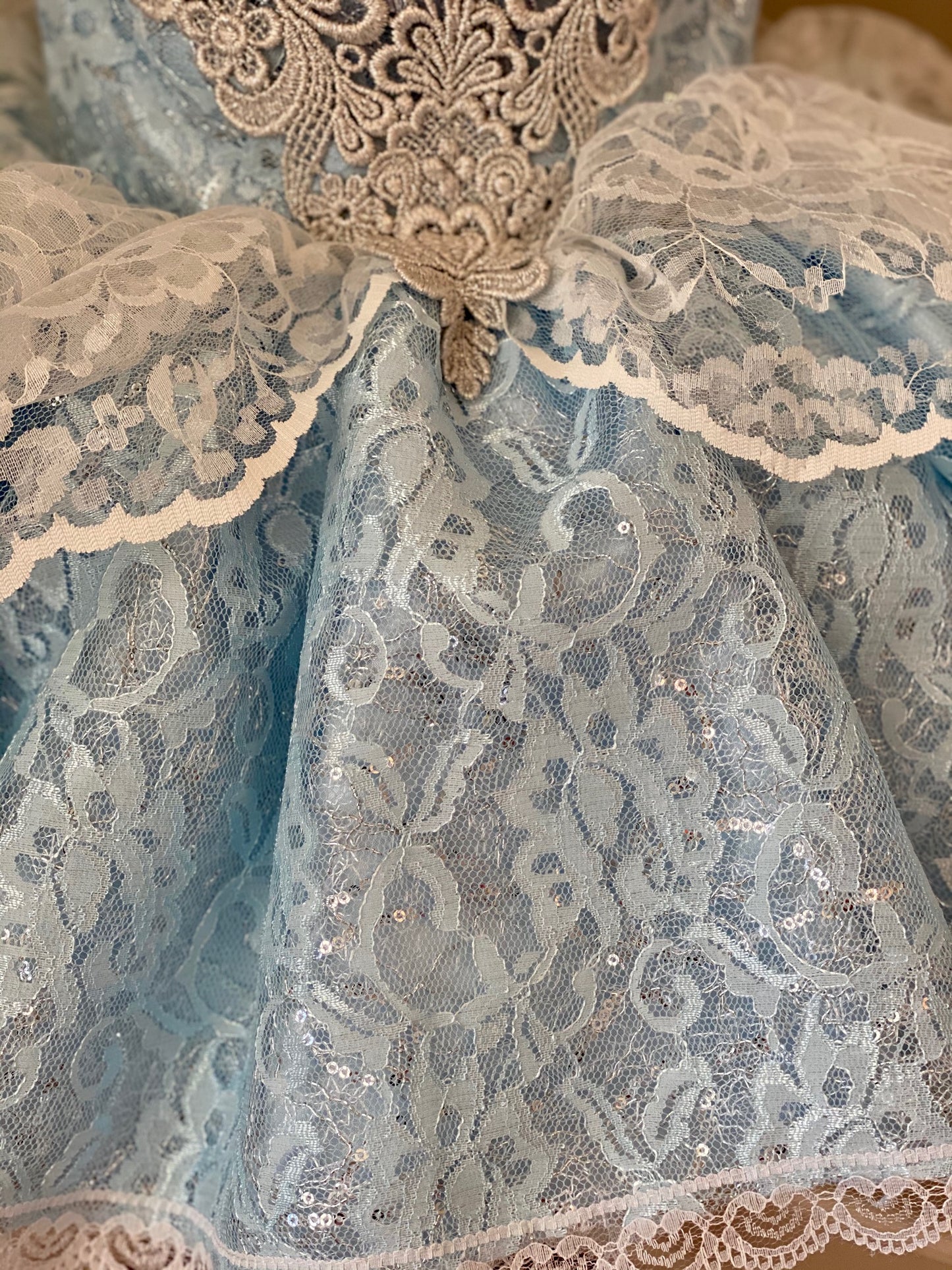 Cinderella (GIRL'S SIZE 6/8)