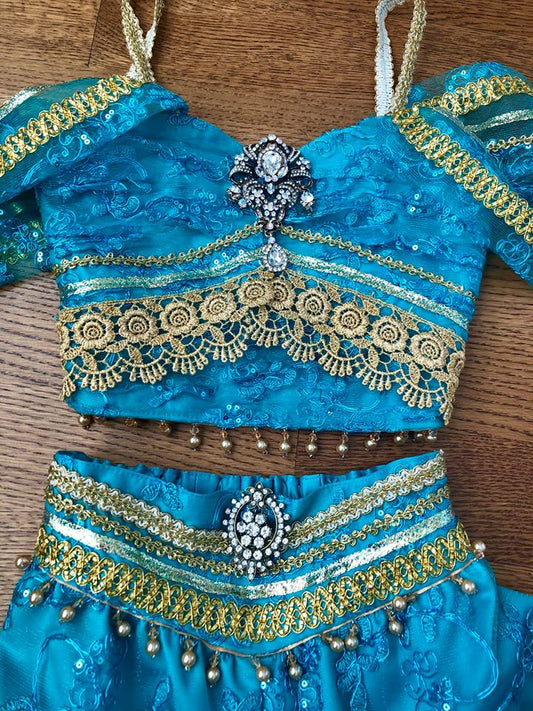 Jasmine (GIRL'S SIZE 10)