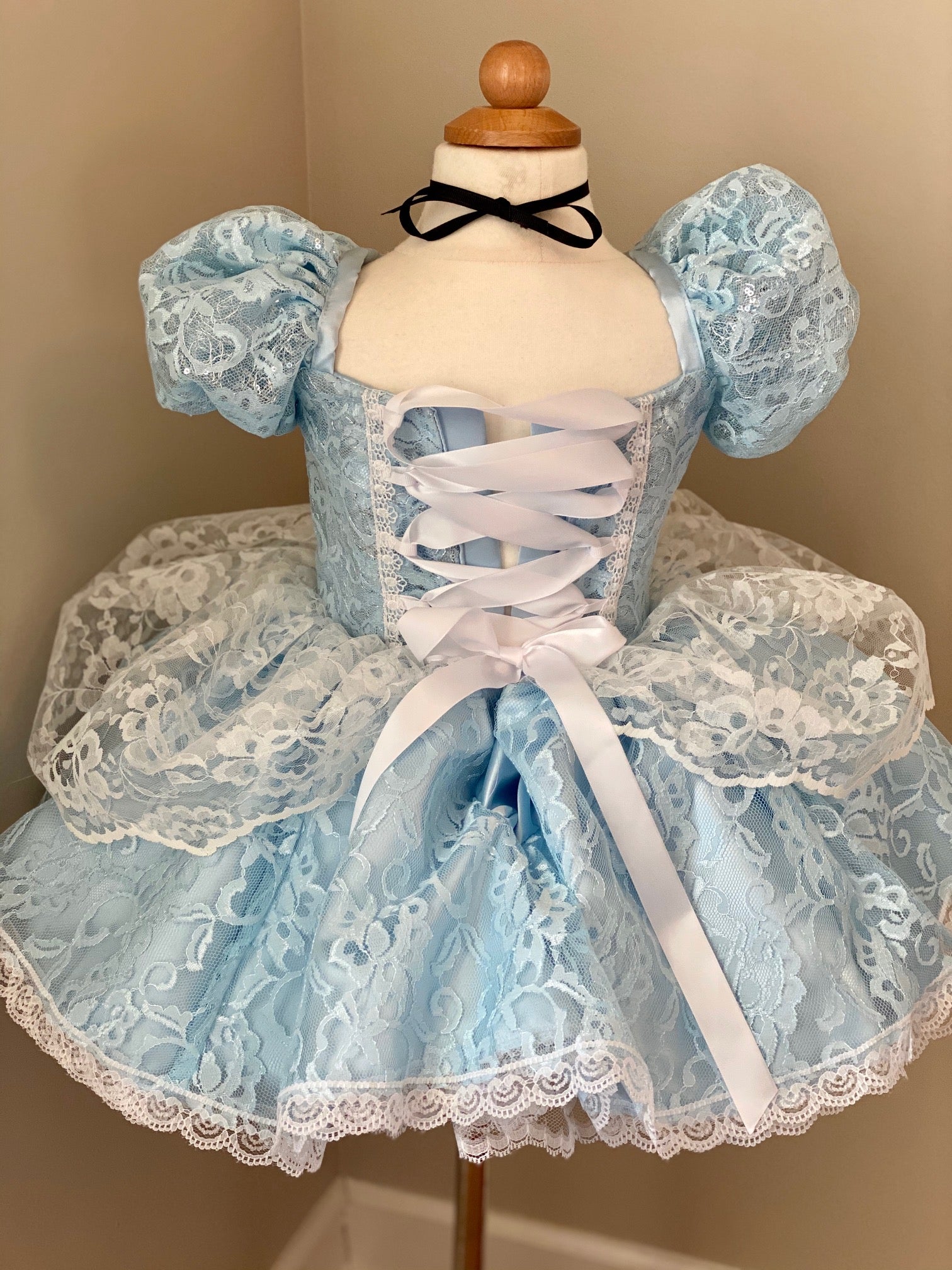 Cinderella short style – Your Fairy Godmother Couture Cinderella short style – Your Fairy Godmother Couture